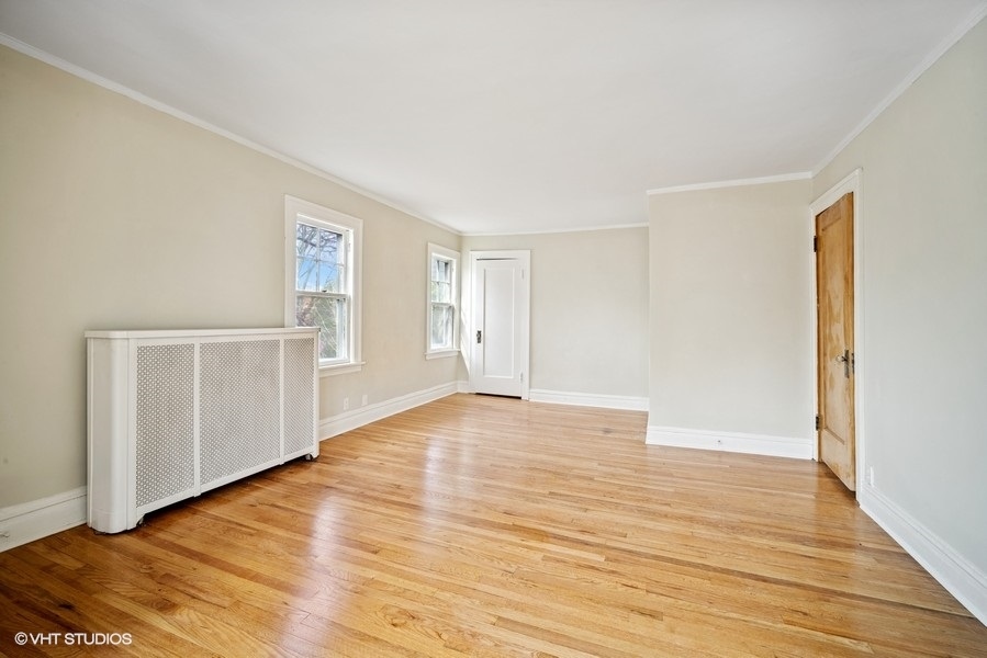 2622 Lincolnwood Drive