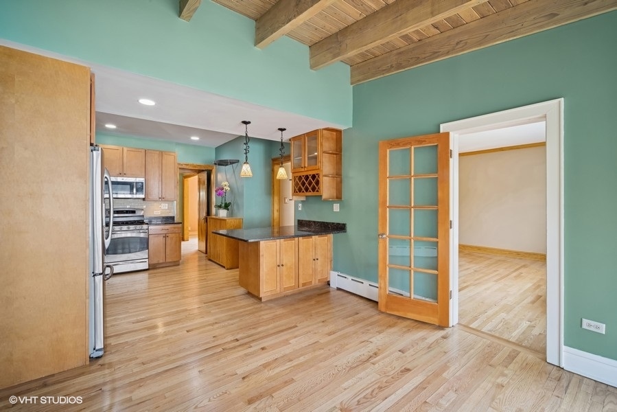 2622 Lincolnwood Drive