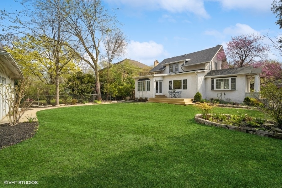 2622 Lincolnwood Drive