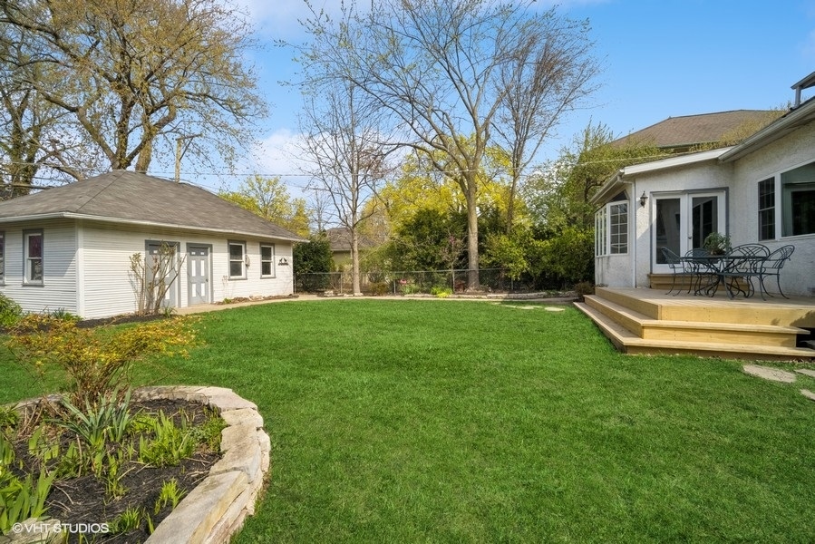 2622 Lincolnwood Drive