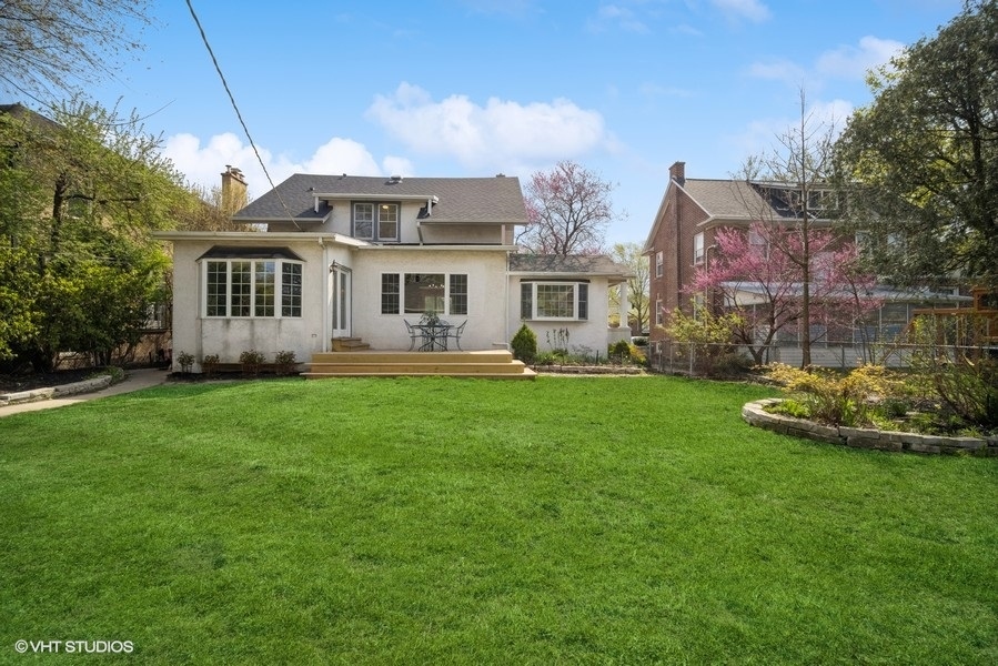 2622 Lincolnwood Drive