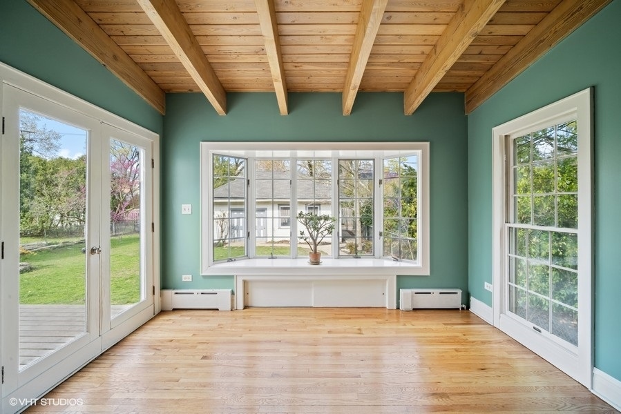 2622 Lincolnwood Drive