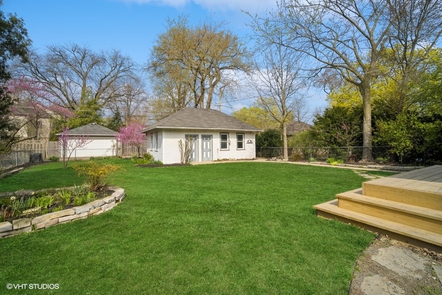 2622 Lincolnwood Drive