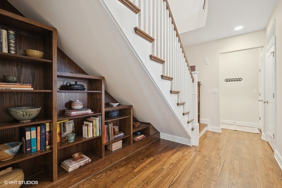 2642 Prairie Avenue Unit: 2