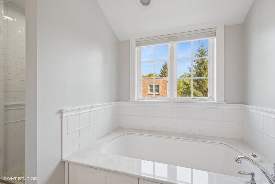 2642 Prairie Avenue Unit: 2