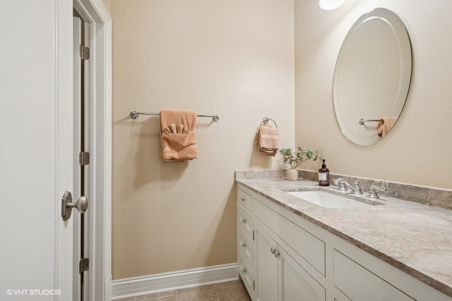 2642 Prairie Avenue Unit: 2