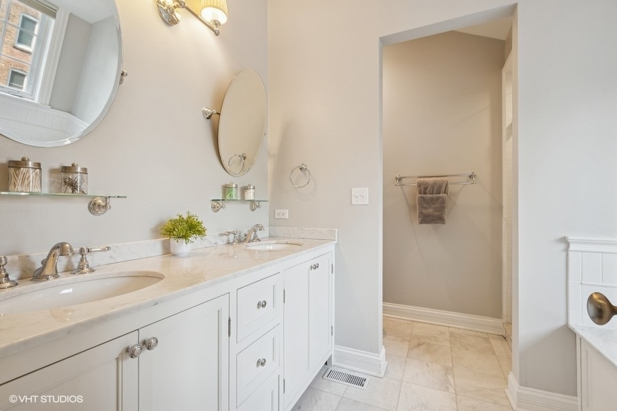 2642 Prairie Avenue Unit: 2