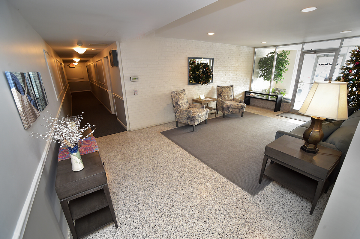 2333 Central Street Unit: 502