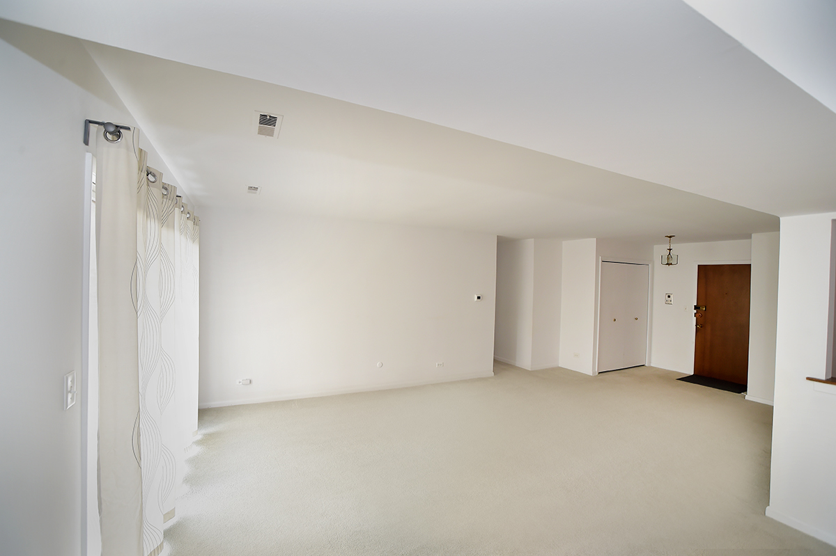2333 Central Street Unit: 502