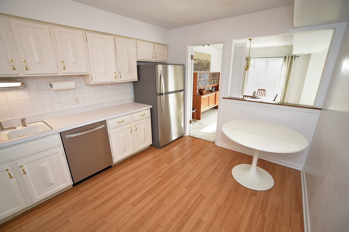 2333 Central Street Unit: 502