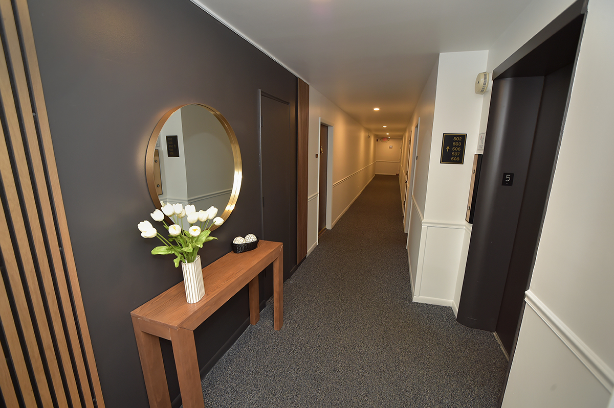 2333 Central Street Unit: 502