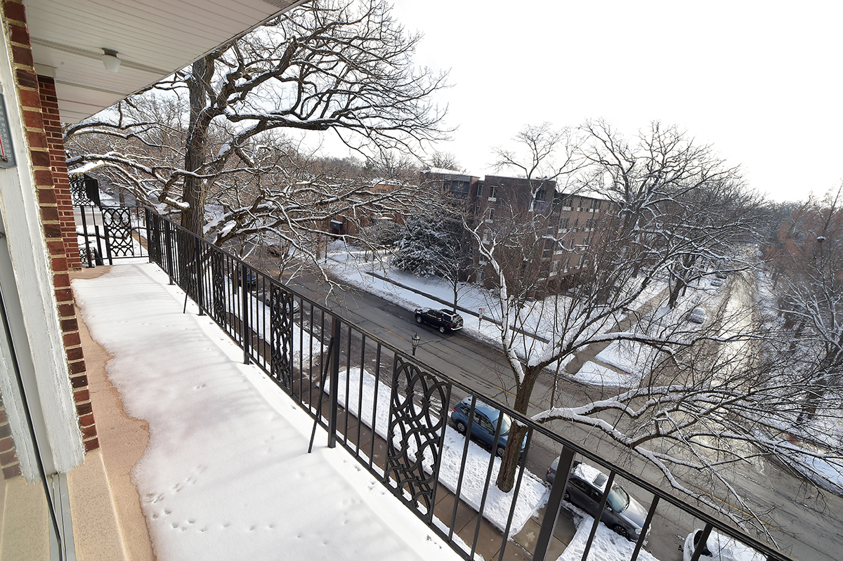 2333 Central Street Unit: 502