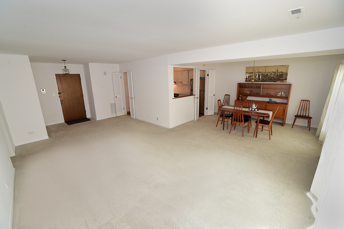 2333 Central Street Unit: 502
