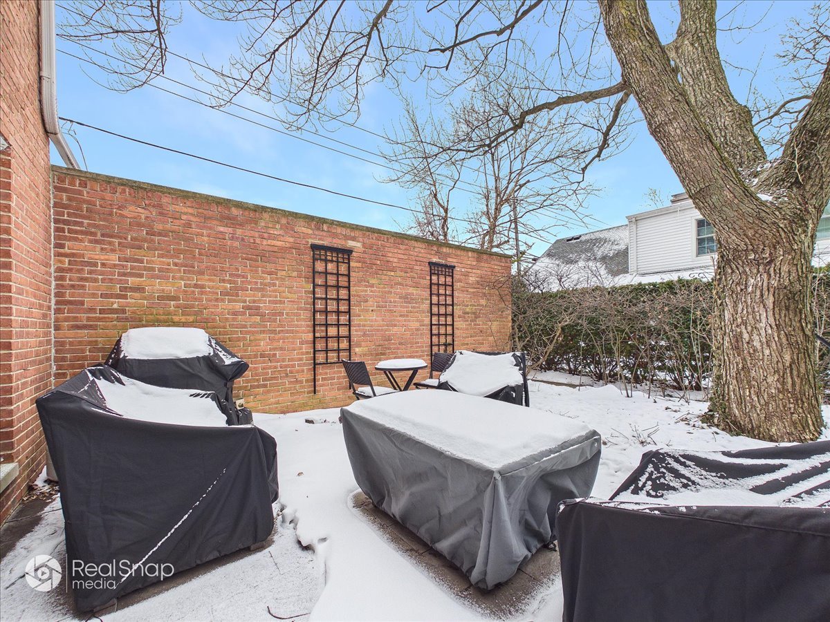 339 Greenleaf Avenue Unit: D