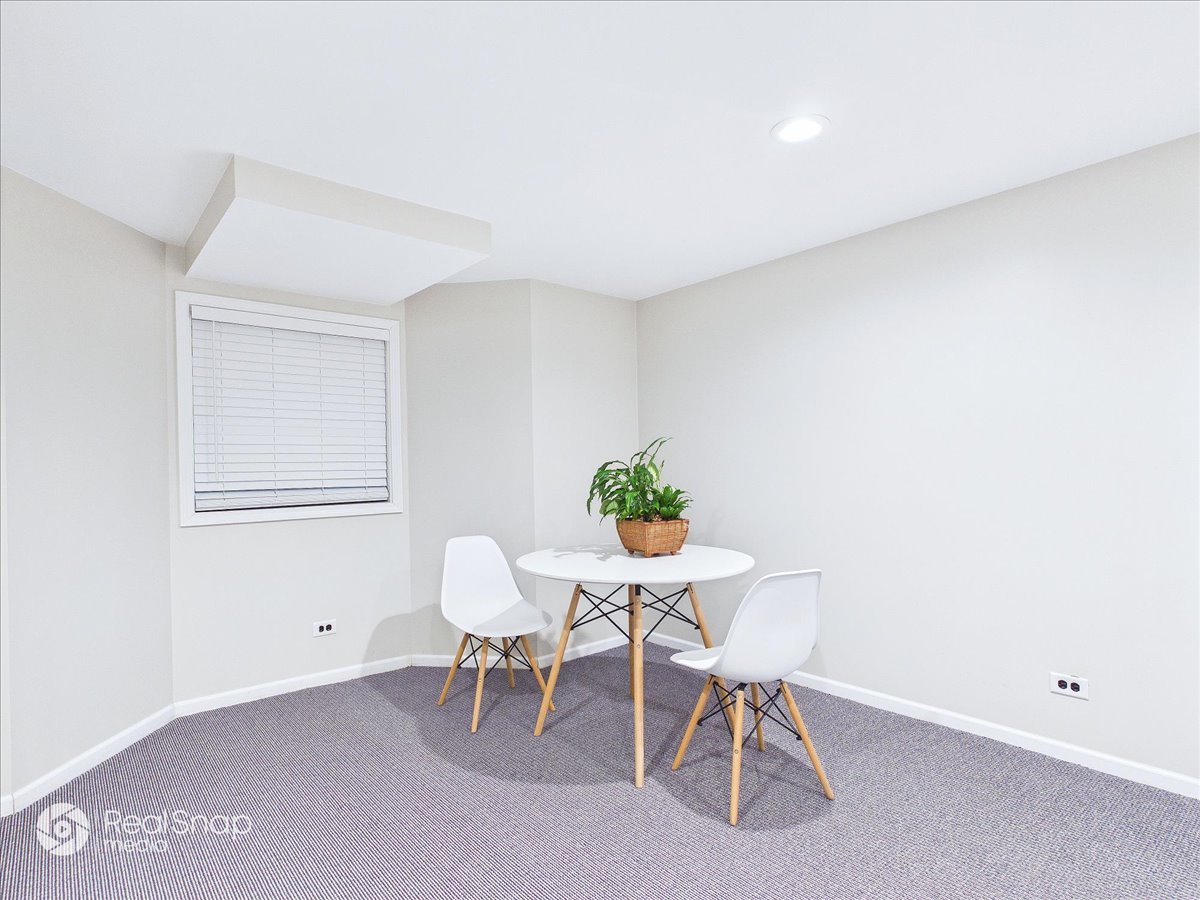 339 Greenleaf Avenue Unit: D