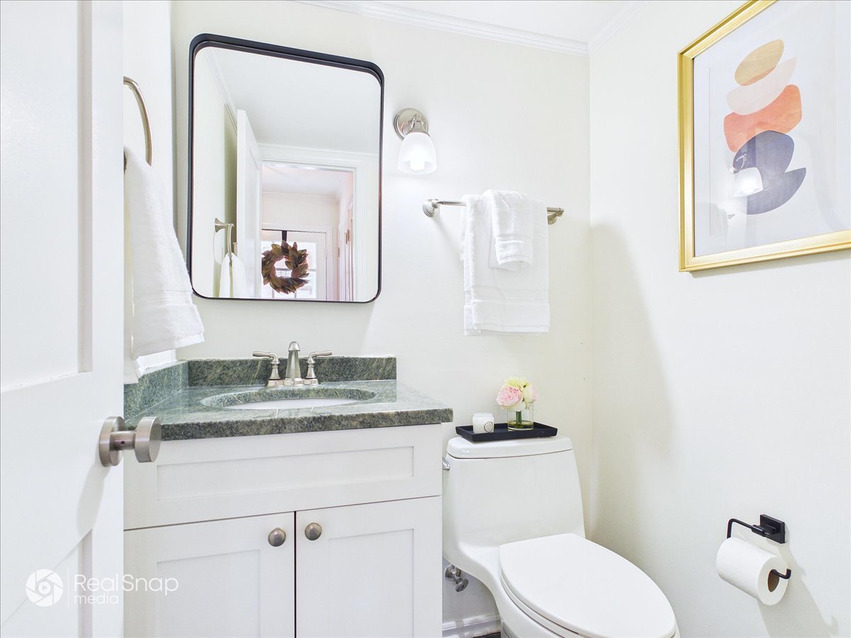 339 Greenleaf Avenue Unit: D