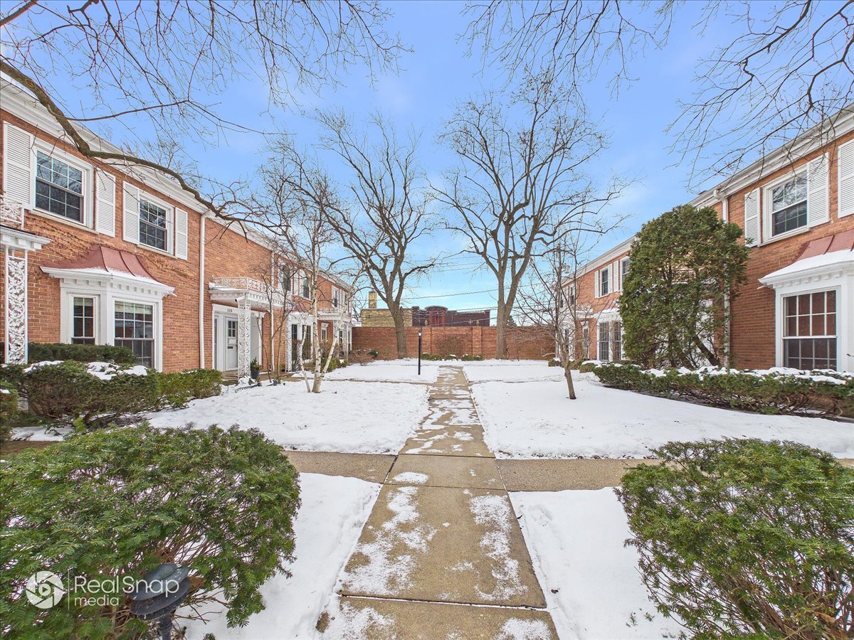 339 Greenleaf Avenue Unit: D