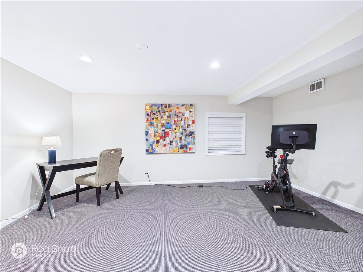 339 Greenleaf Avenue Unit: D