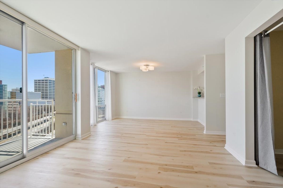 1640 Maple Avenue Unit: 808