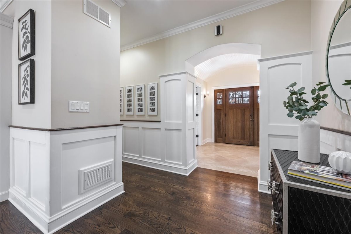 1148 Isabella Street