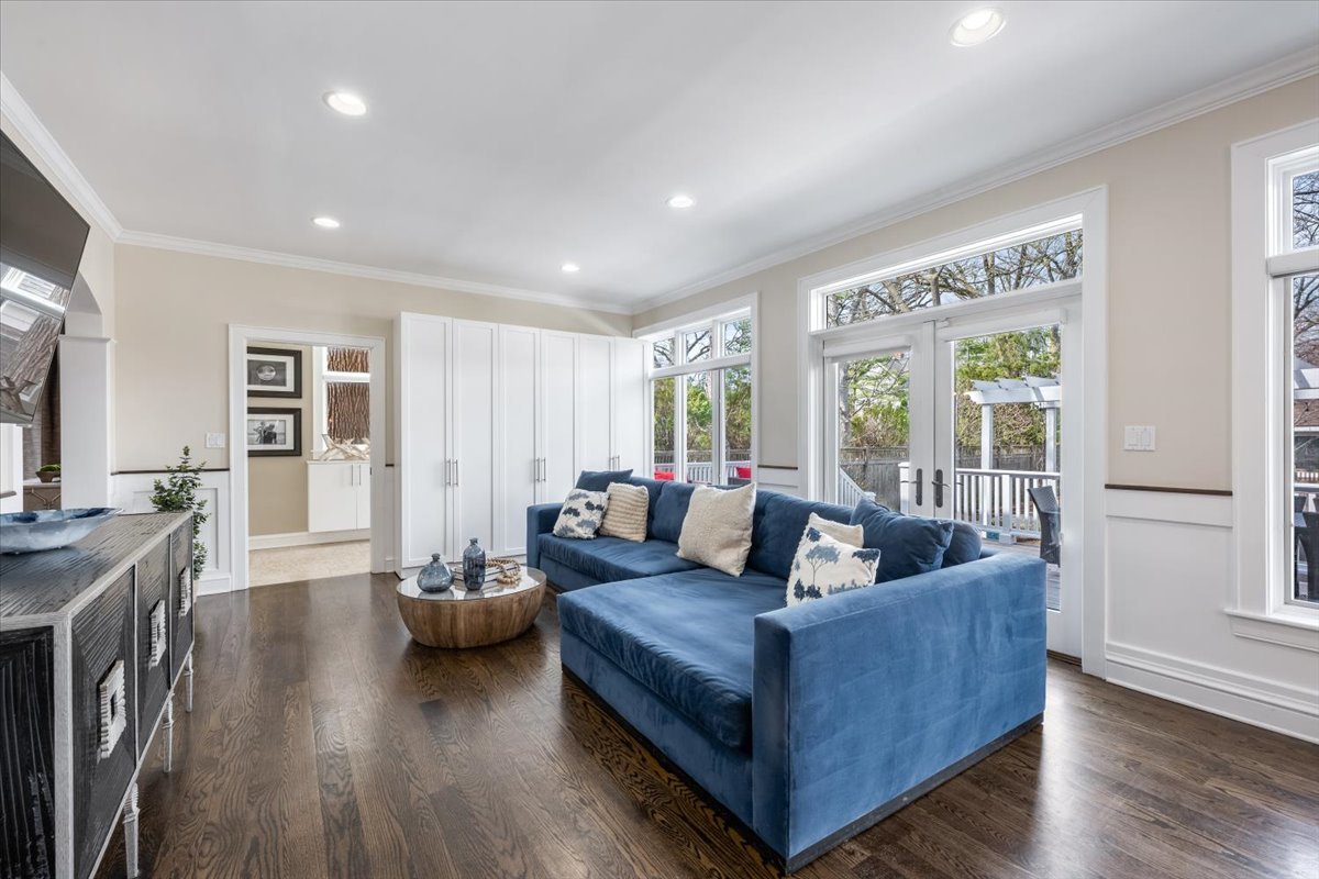 1148 Isabella Street