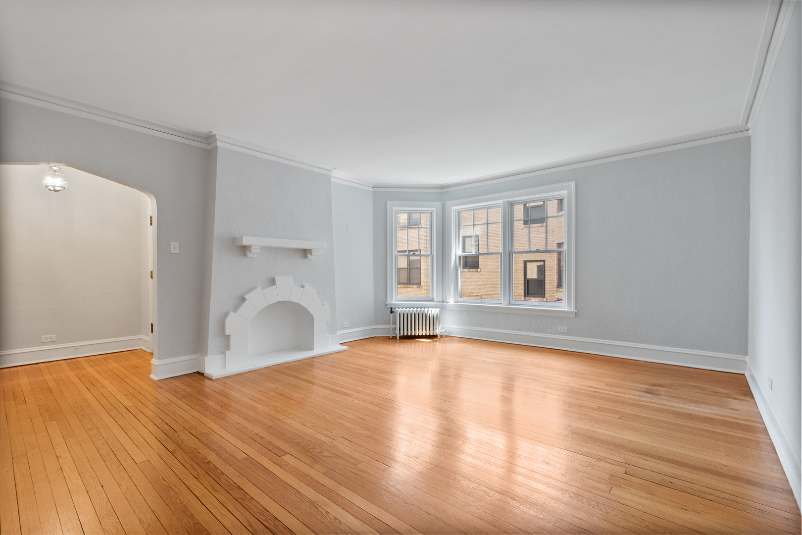 926 Judson Avenue Unit: 2W