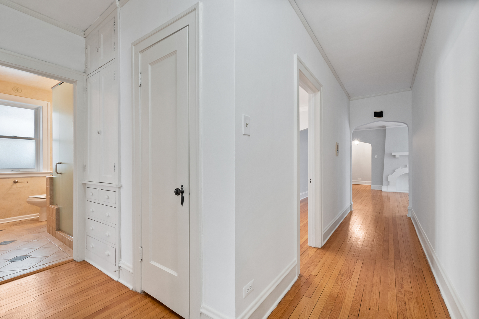 926 Judson Avenue Unit: 2W