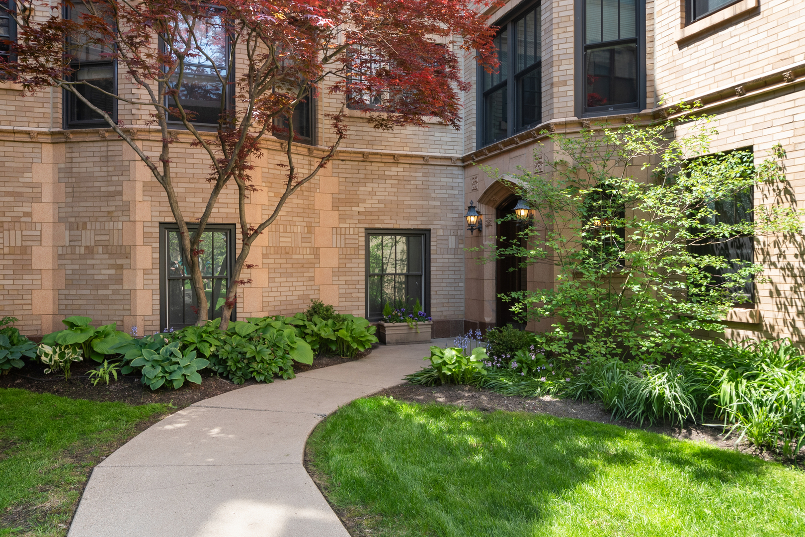 926 Judson Avenue Unit: 2W