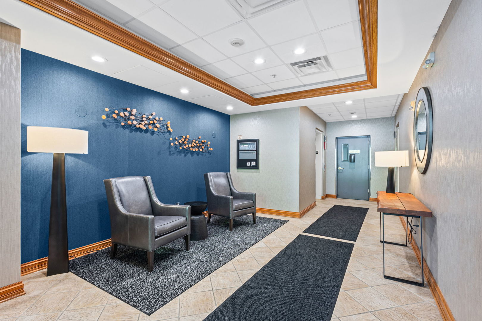 5055 Madison Street Unit: 403