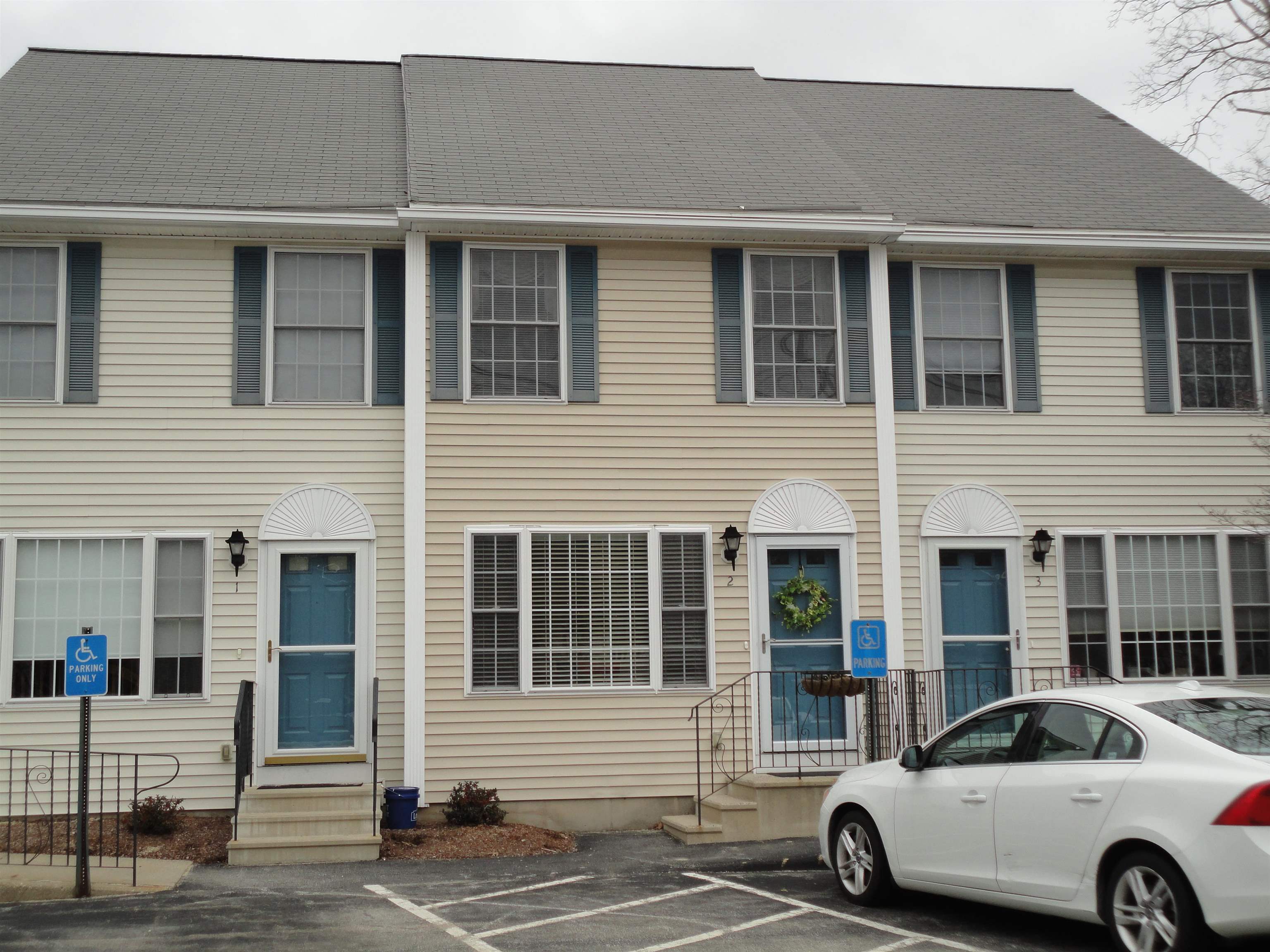 322 Nashua Street Unit: 2