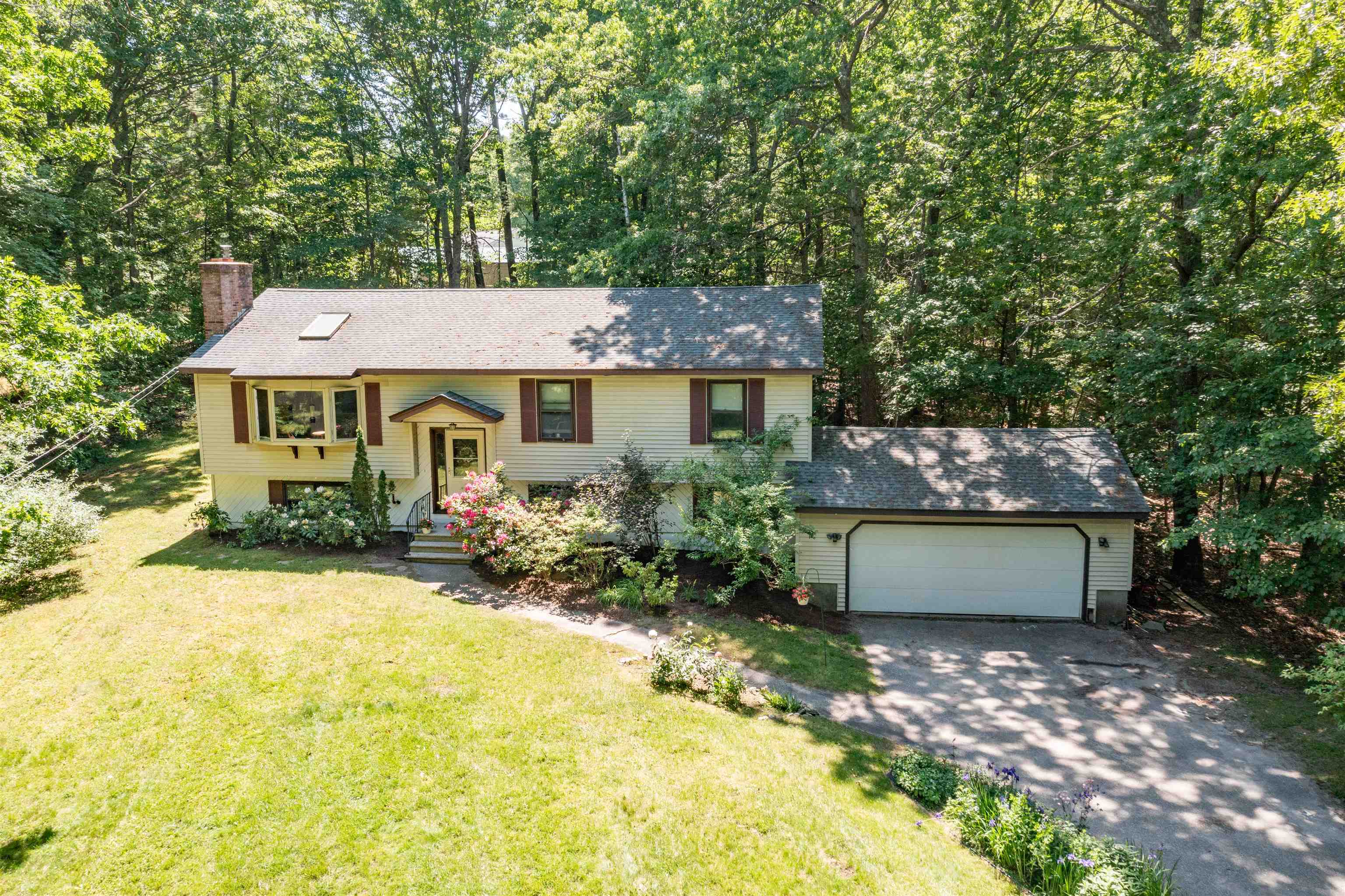 27 Beacon Hill Road