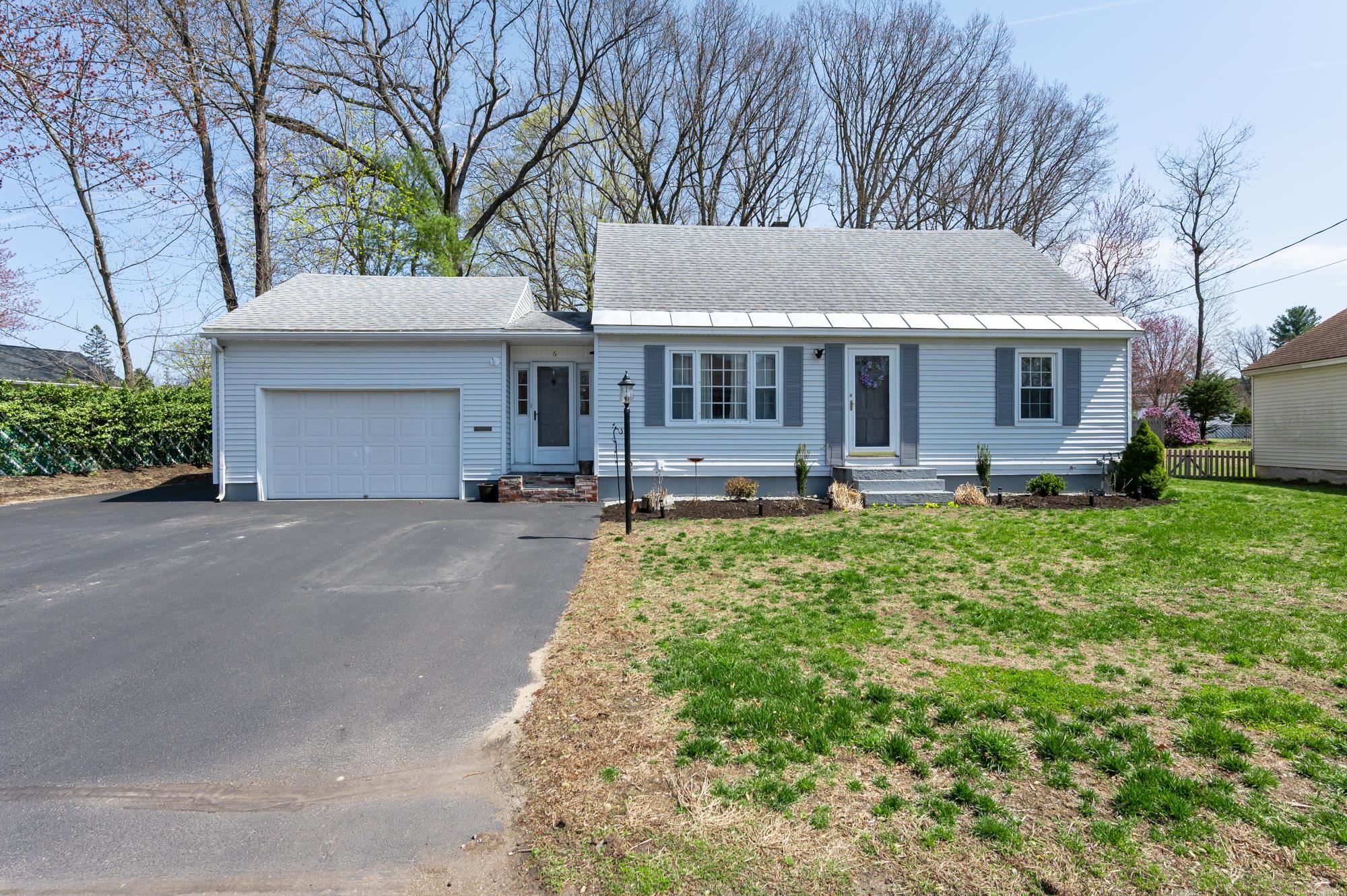 6 Paul Avenue