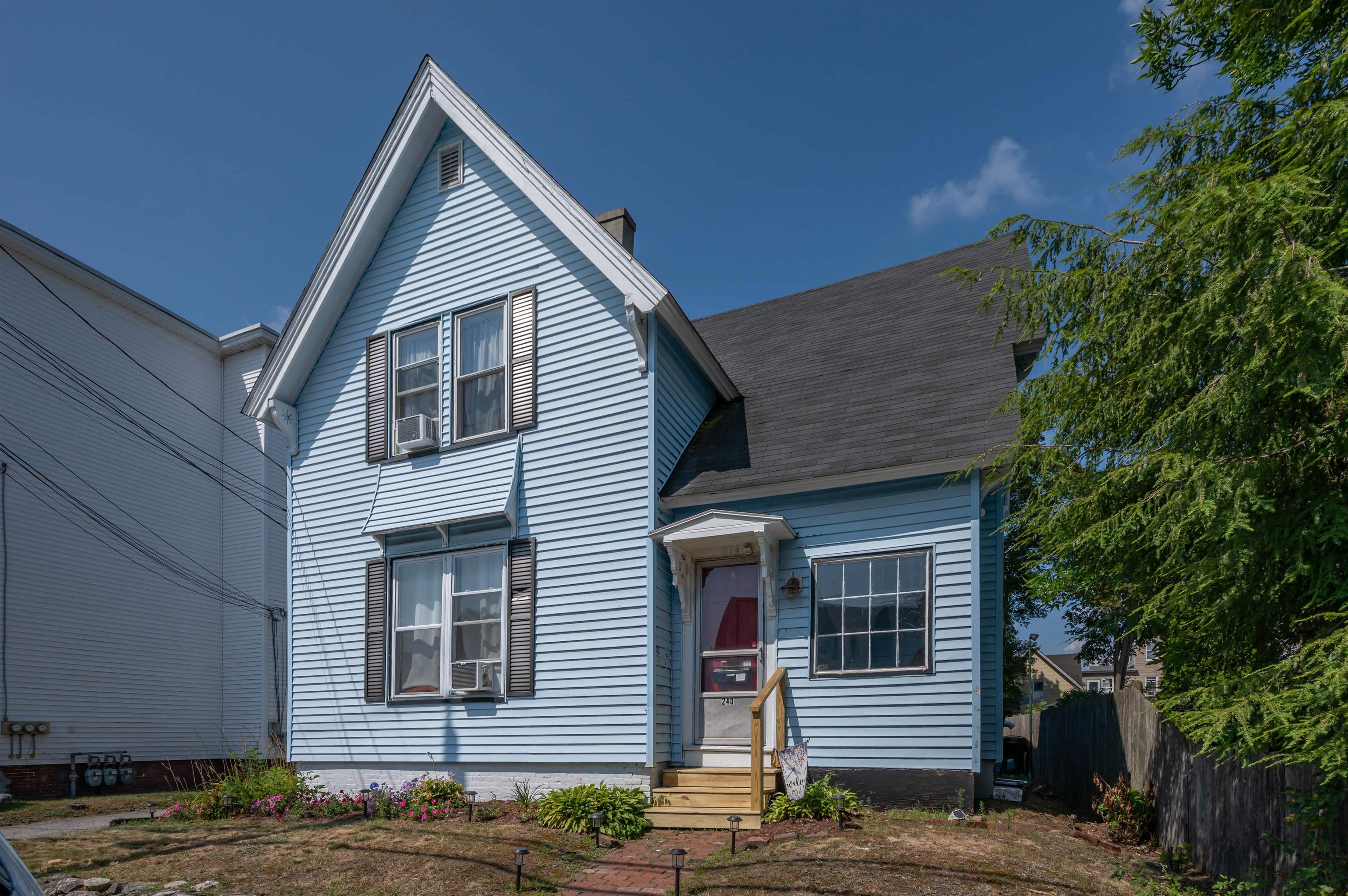 240 Jewett Street