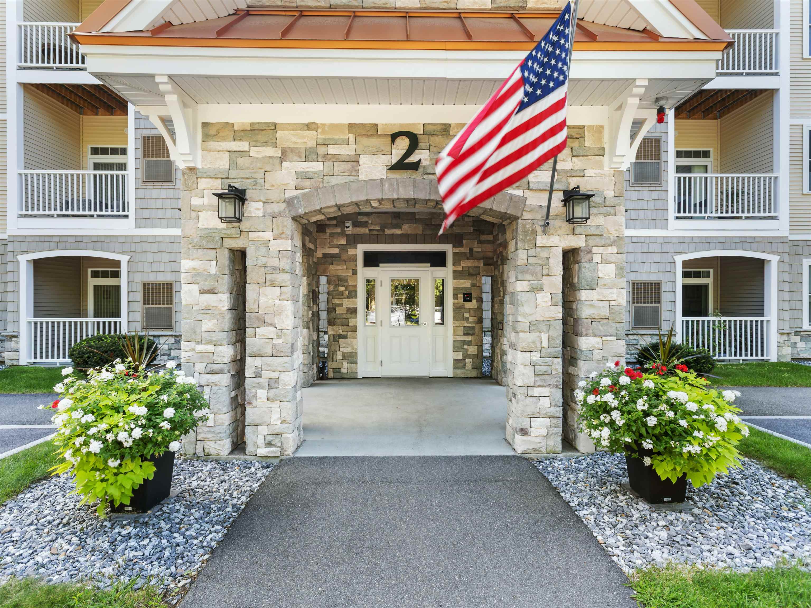 2 Henry David Drive Unit: 412