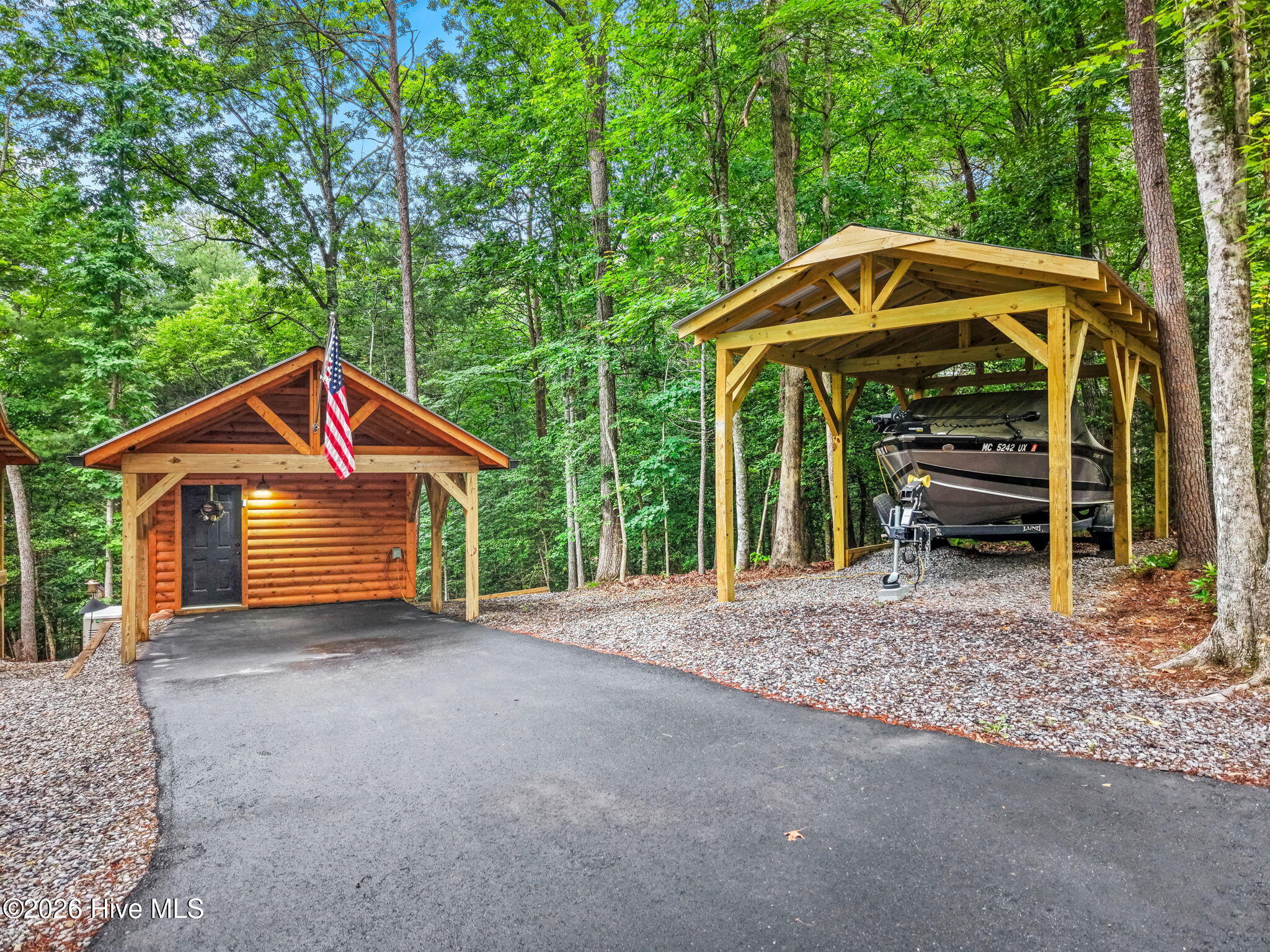 207 Bentley Cove