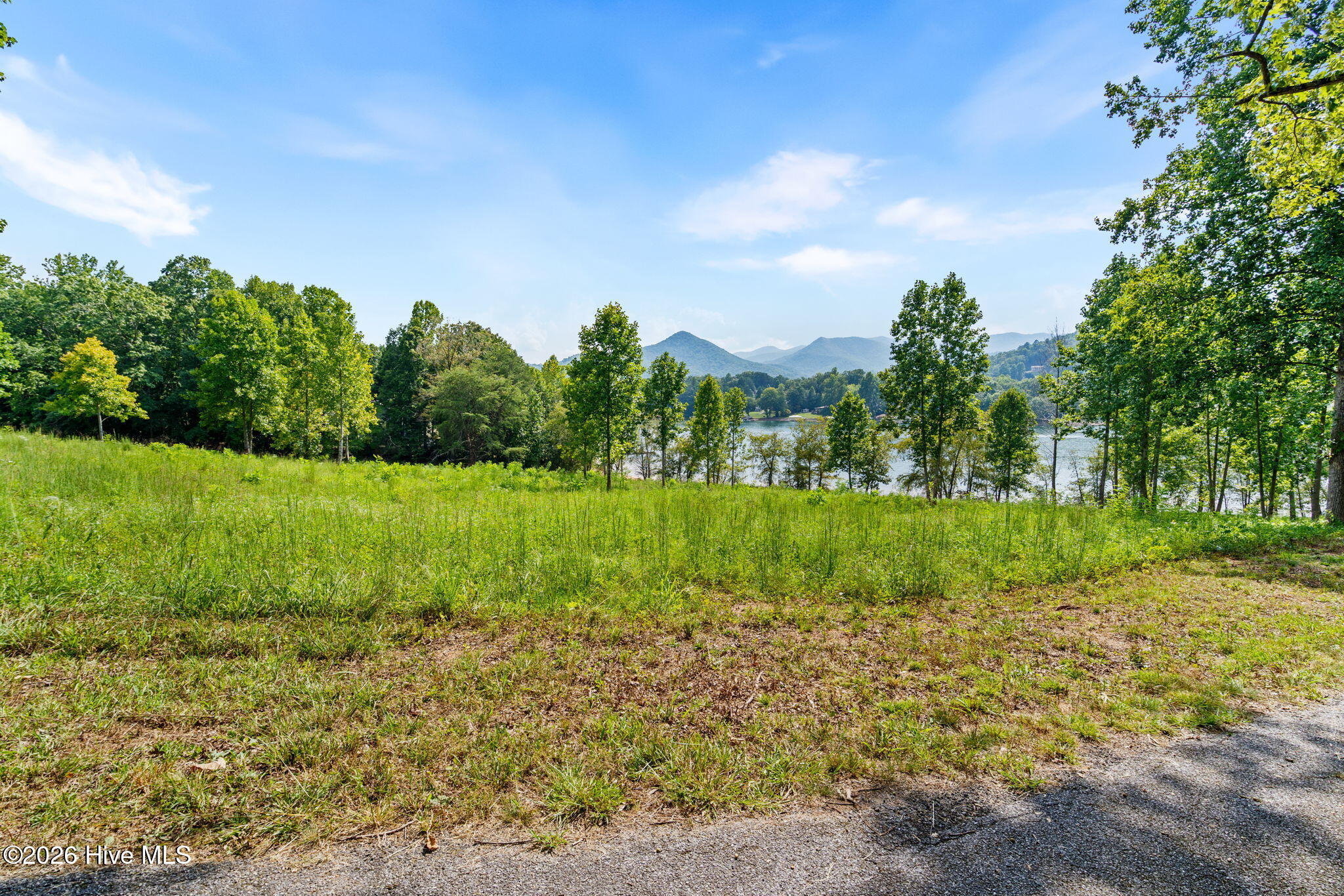 314 Lakeside Drive
