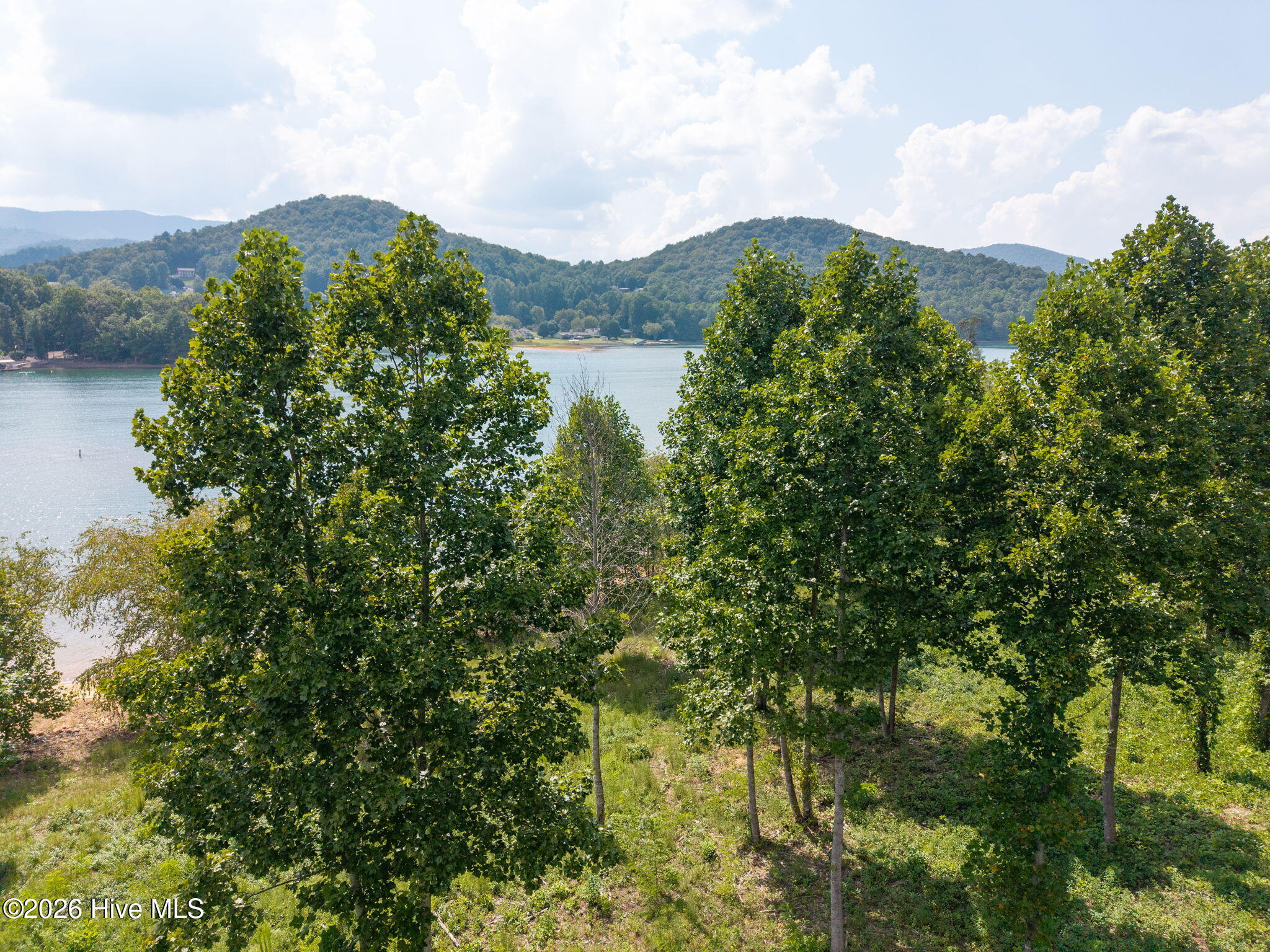 314 Lakeside Drive
