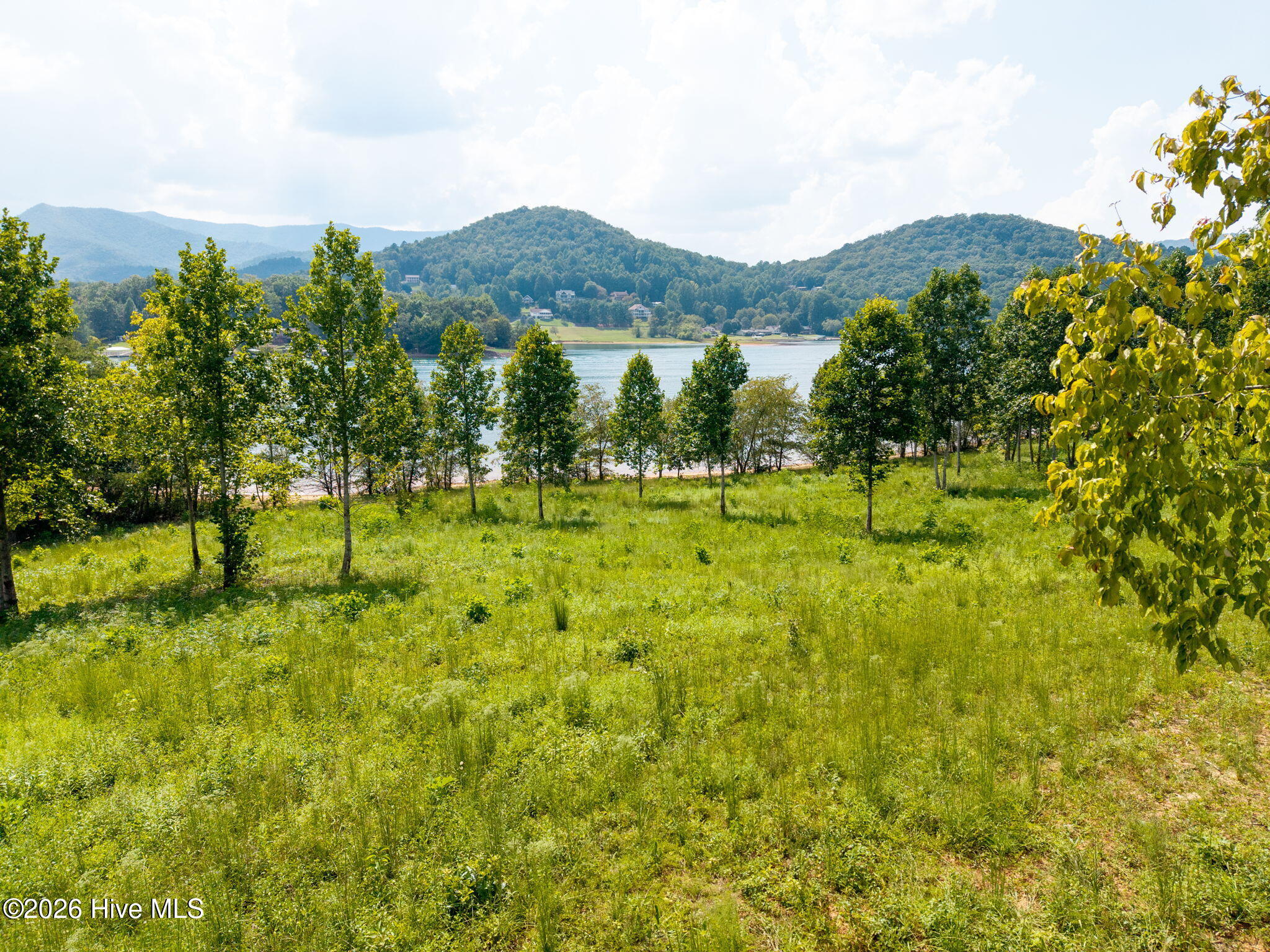 314 Lakeside Drive