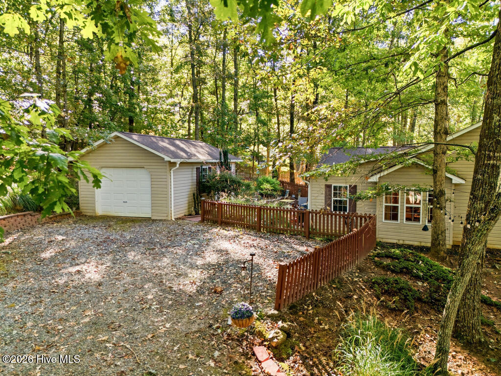 654 Ford Road