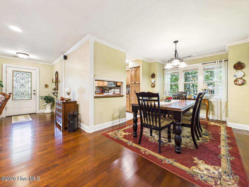 654 Ford Road