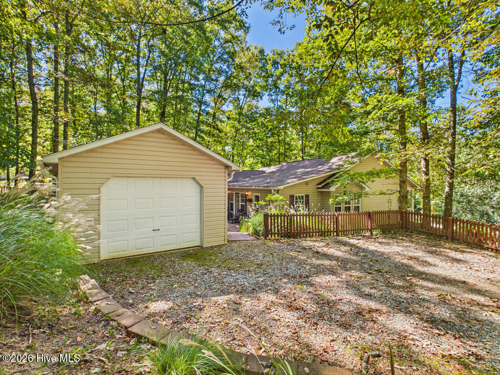 654 Ford Road