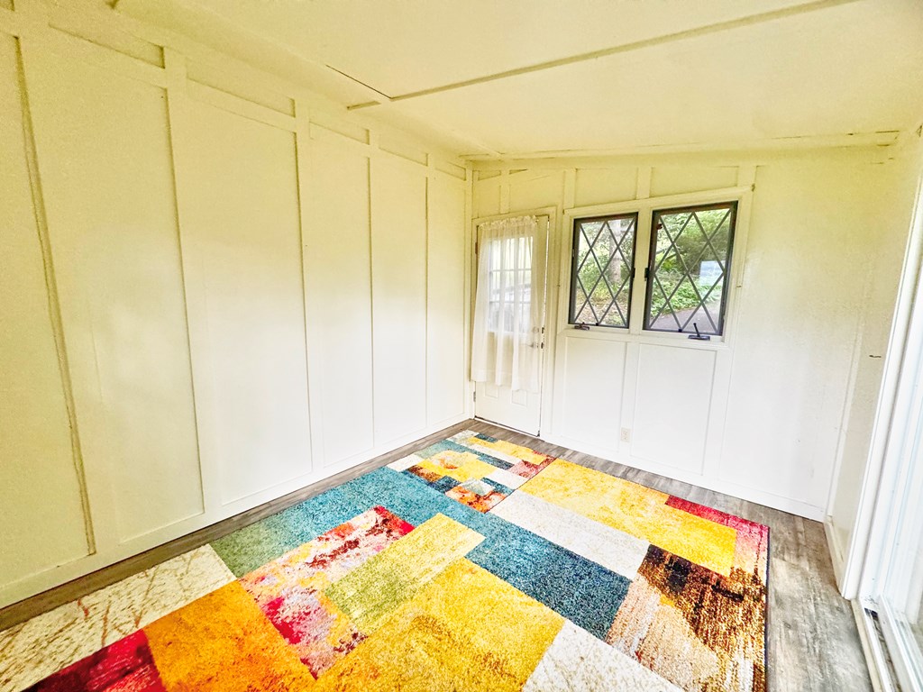 1504 Red Marble Road