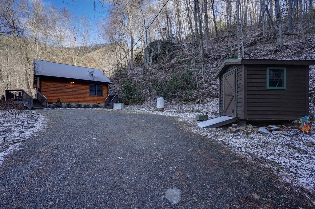 127 Whataview Drive