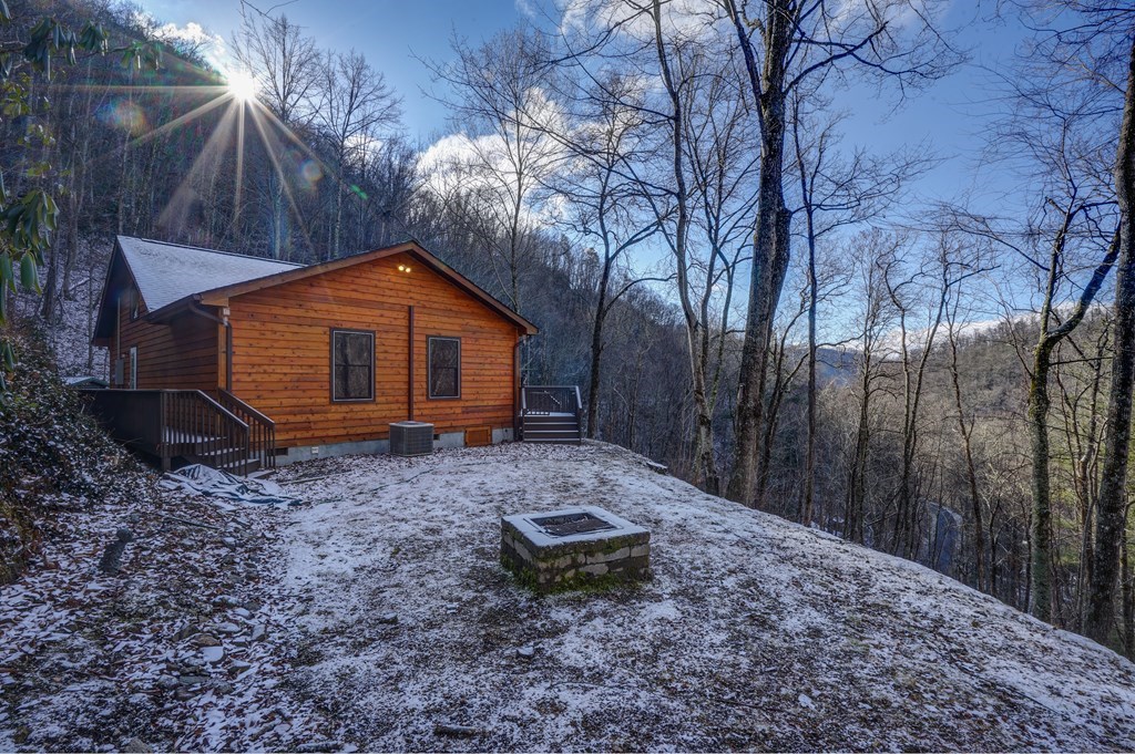 127 Whataview Drive