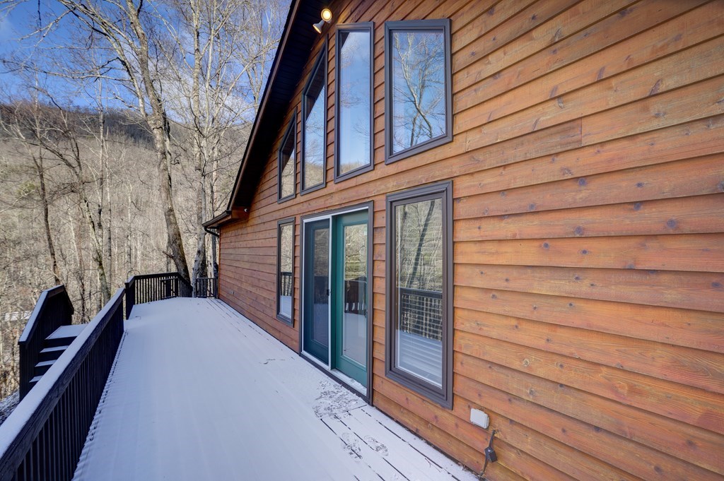 127 Whataview Drive
