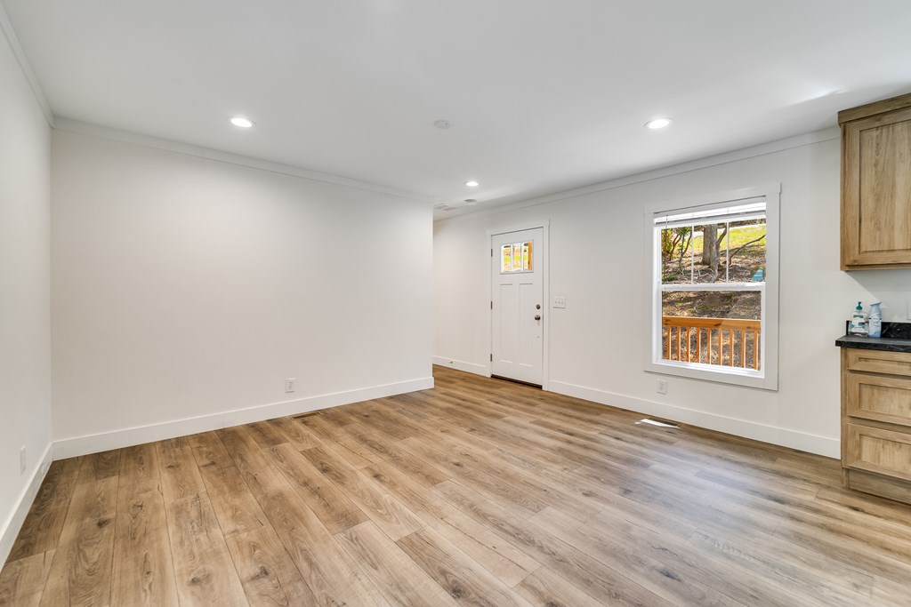 75 Windswept Lane
