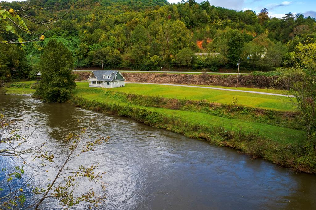 Lot 8 Bayside Drive LOT 8