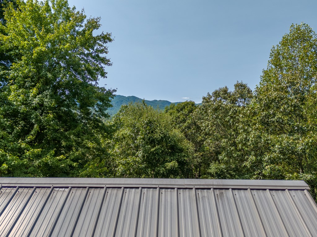 92 Sterling Lane