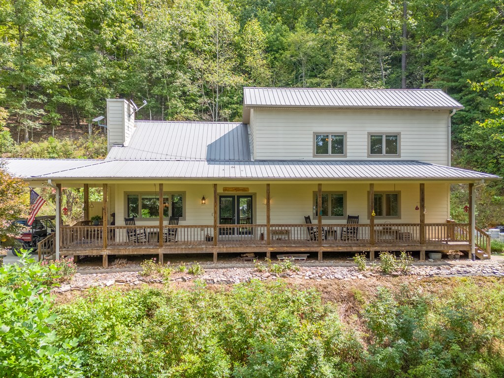 92 Sterling Lane