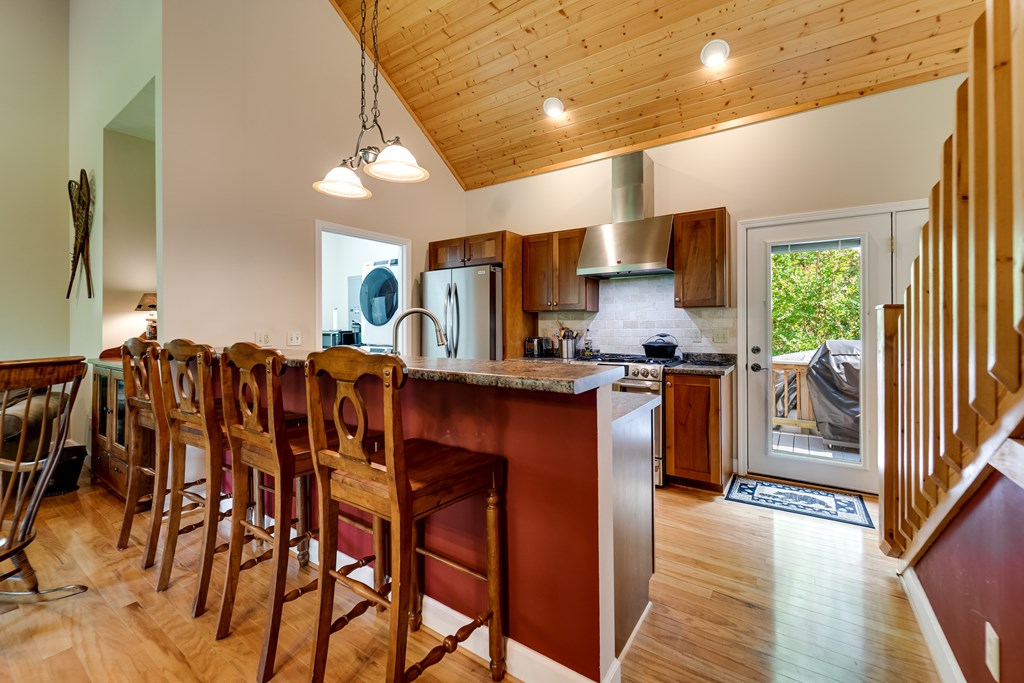 92 Sterling Lane